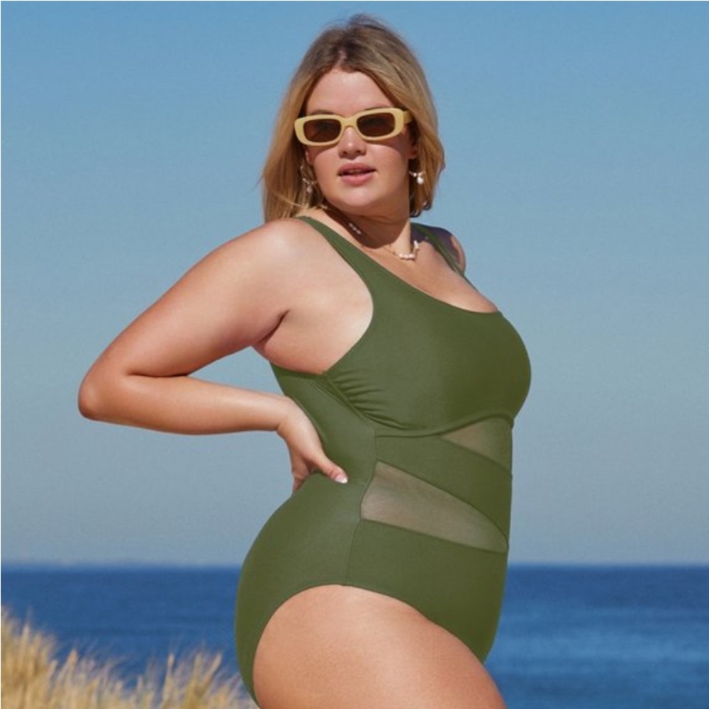 Women’s Plus Size Mesh One Shoulder One Piece Swimsuit 0X Dreamscapes NWT